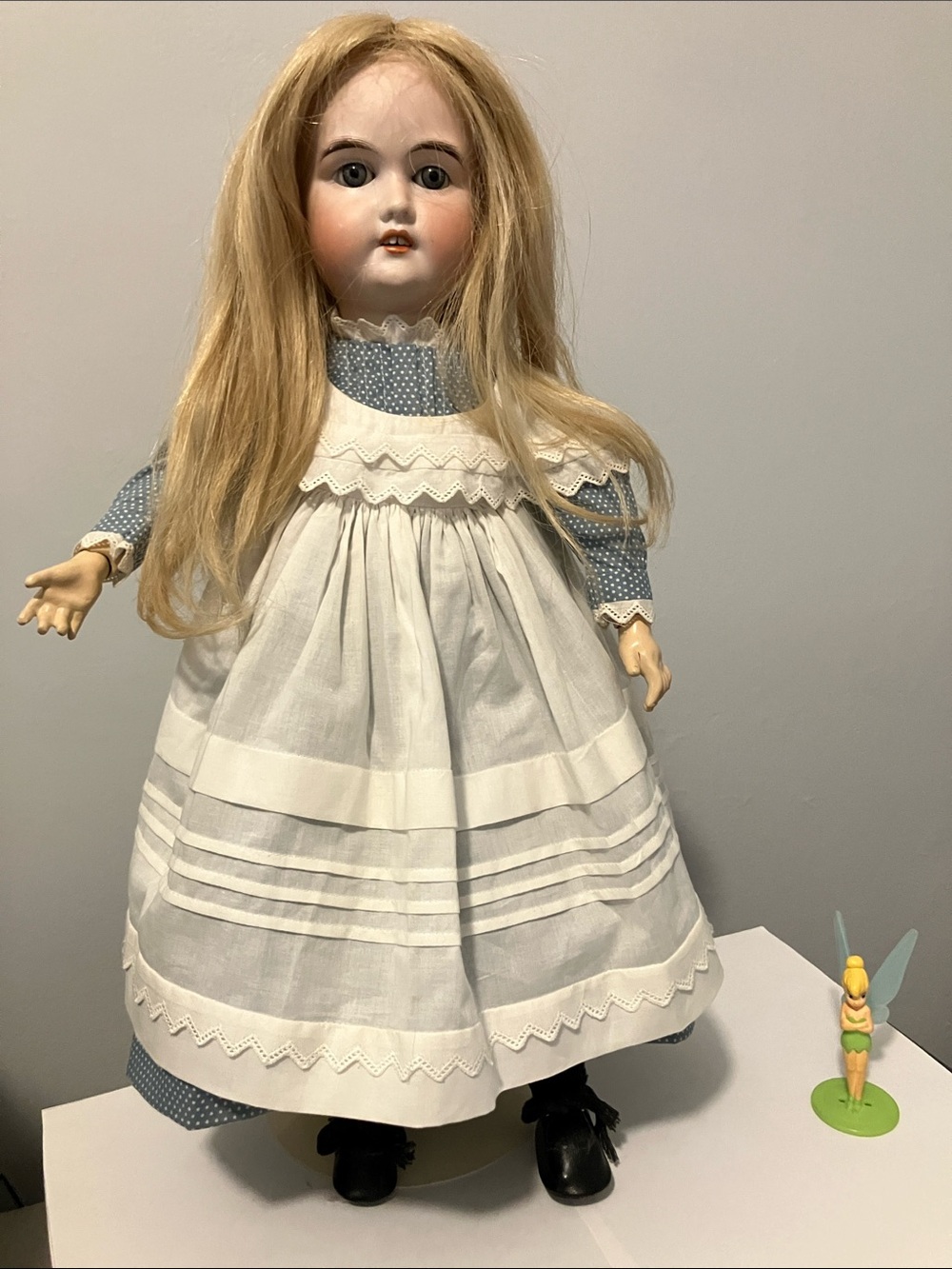 Porcelain Vintage Majestic Germany Doll with removable wig.